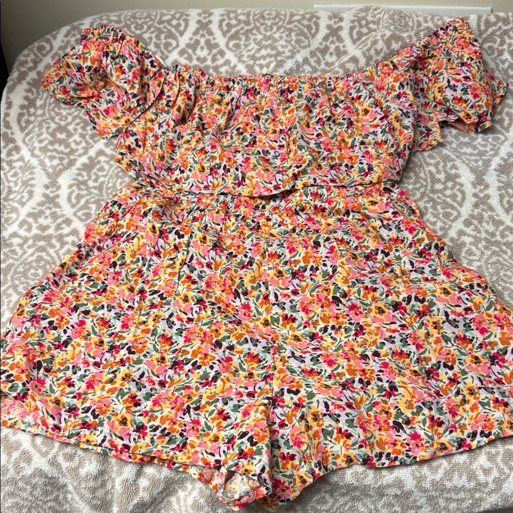 Roxy Romper - Floral Print - Small NWT